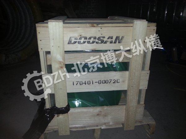 DX380行走装置